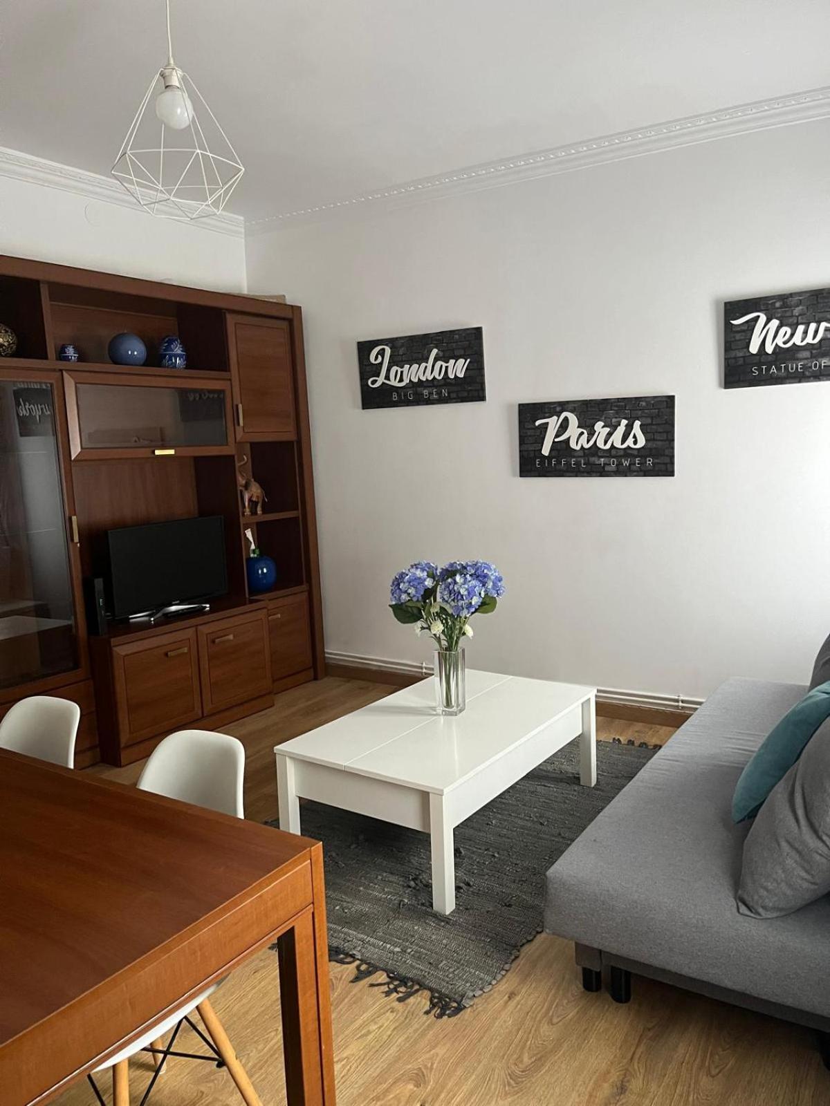 Bajo Al Lado Del Ayuntamiento Appartement Santander Buitenkant foto
